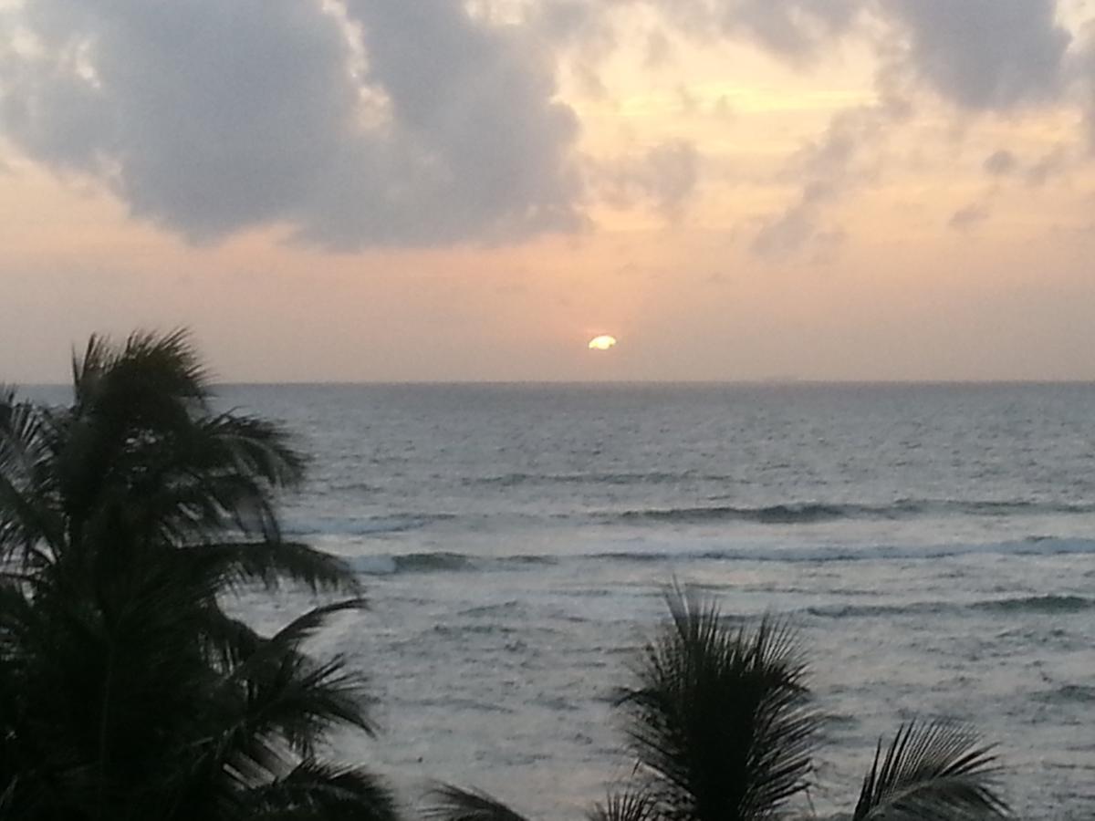 Shantha Surf Villa Weligama Exteriör bild