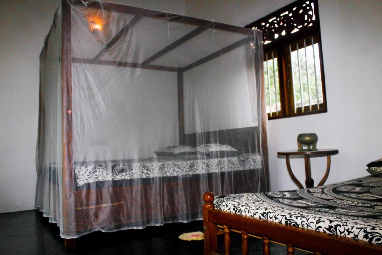 Shantha Surf Villa Weligama Exteriör bild